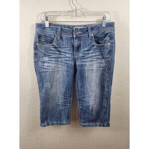 YMI Jeans Juniors Size 5 Blue Medium Wash Lightly Distressed Straight Leg Capris